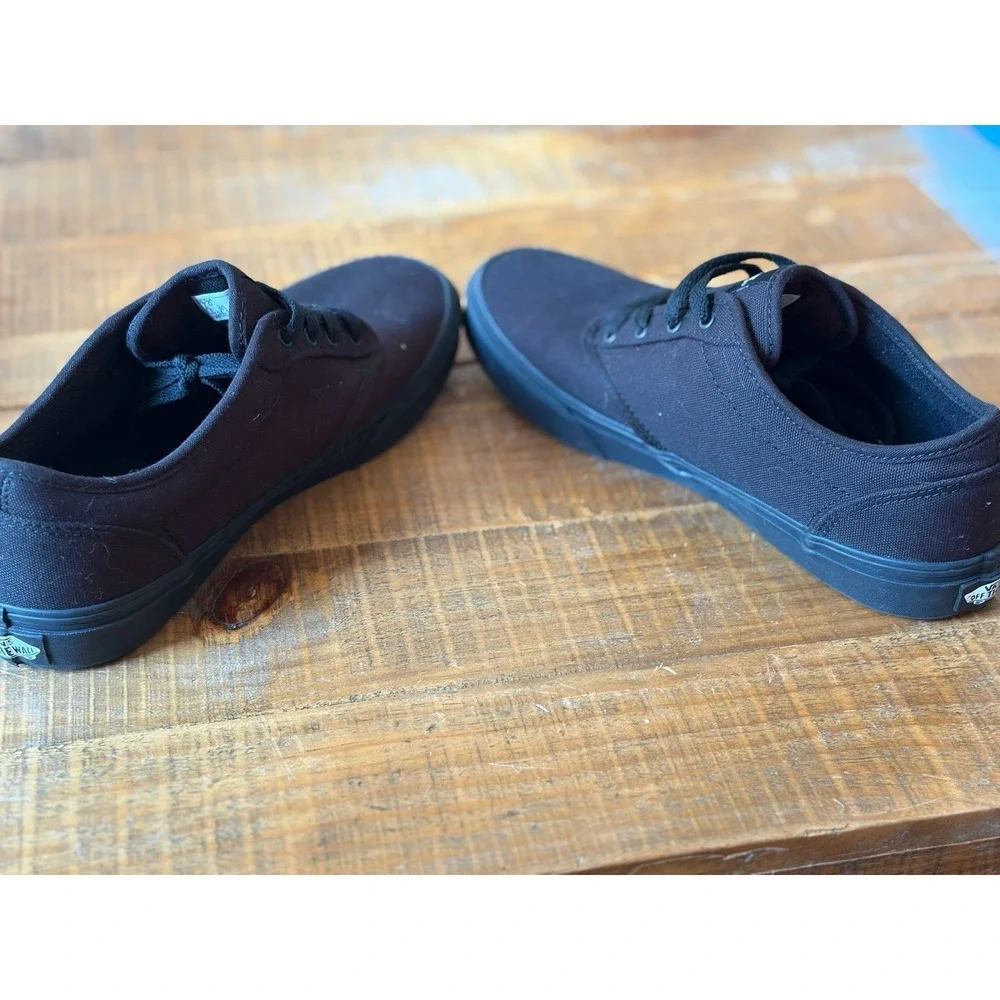 Van's Atwood Triple Black Youth 7 Sneakers Low Top Skateboarding Shoes